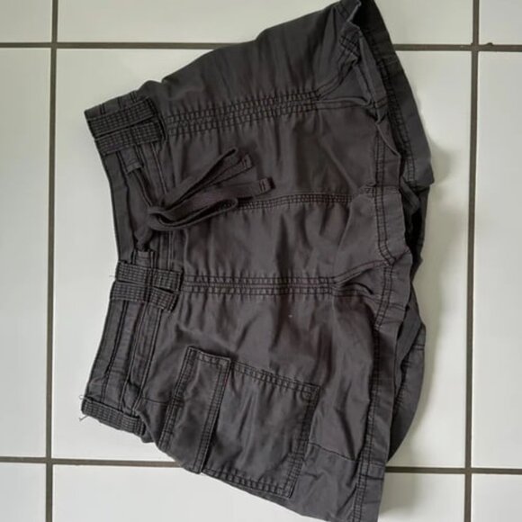 Hollister Skirt - Picture 1 of 2